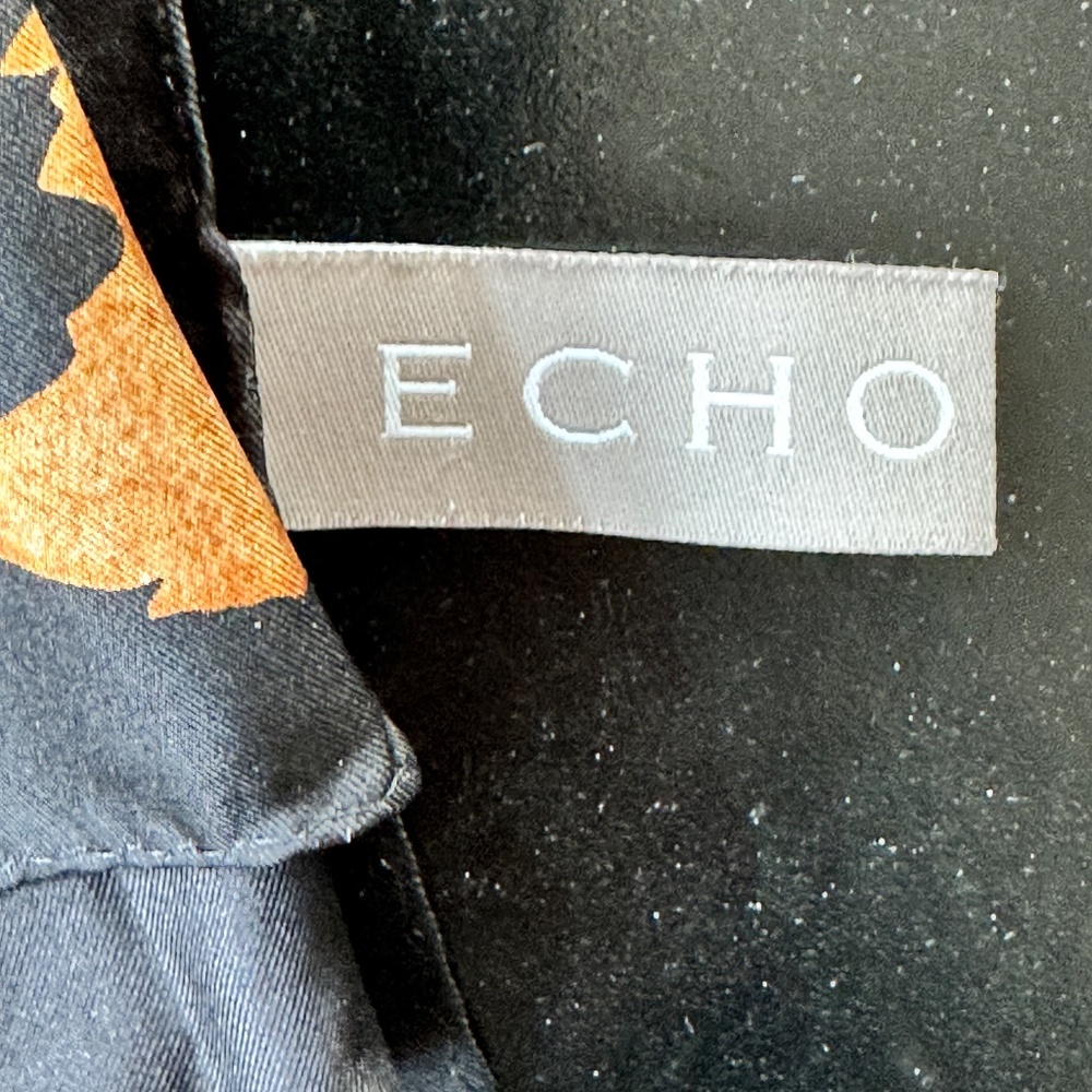 Echo Silk Scarf Autumn Vineyard 35 Inch Square Black Orange Beautiful - Picture 5 of 10